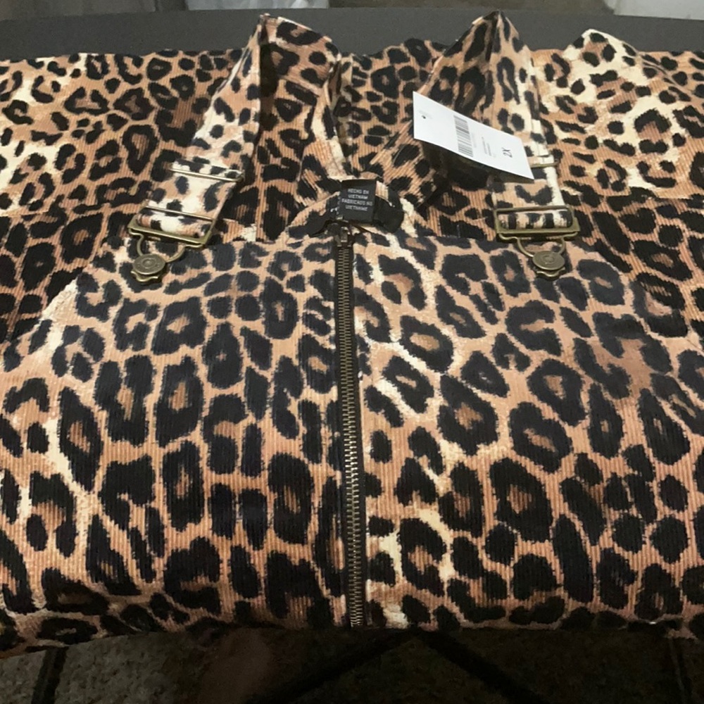 Leopard overalls